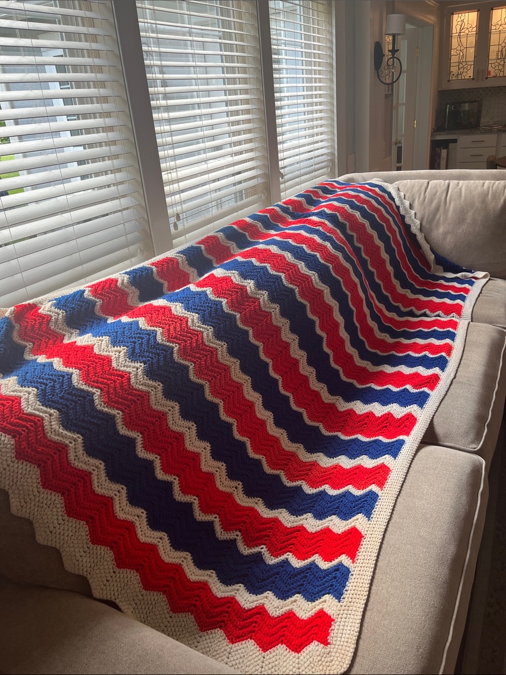 Red, White & Blue 🇺🇸 Chevron Afghan Crochet Hand Knit Throw Blanket